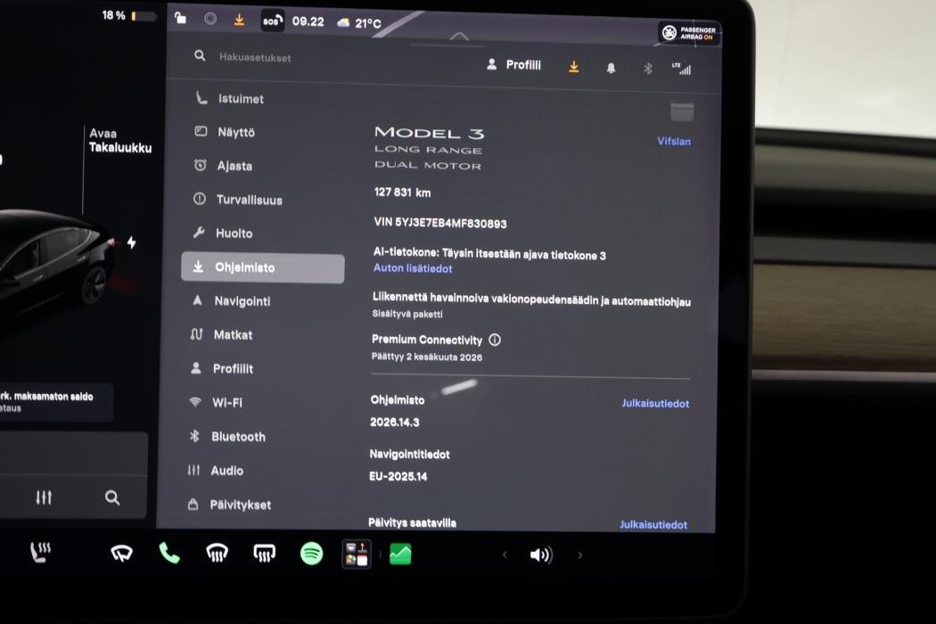 TESLA Model 3 2021