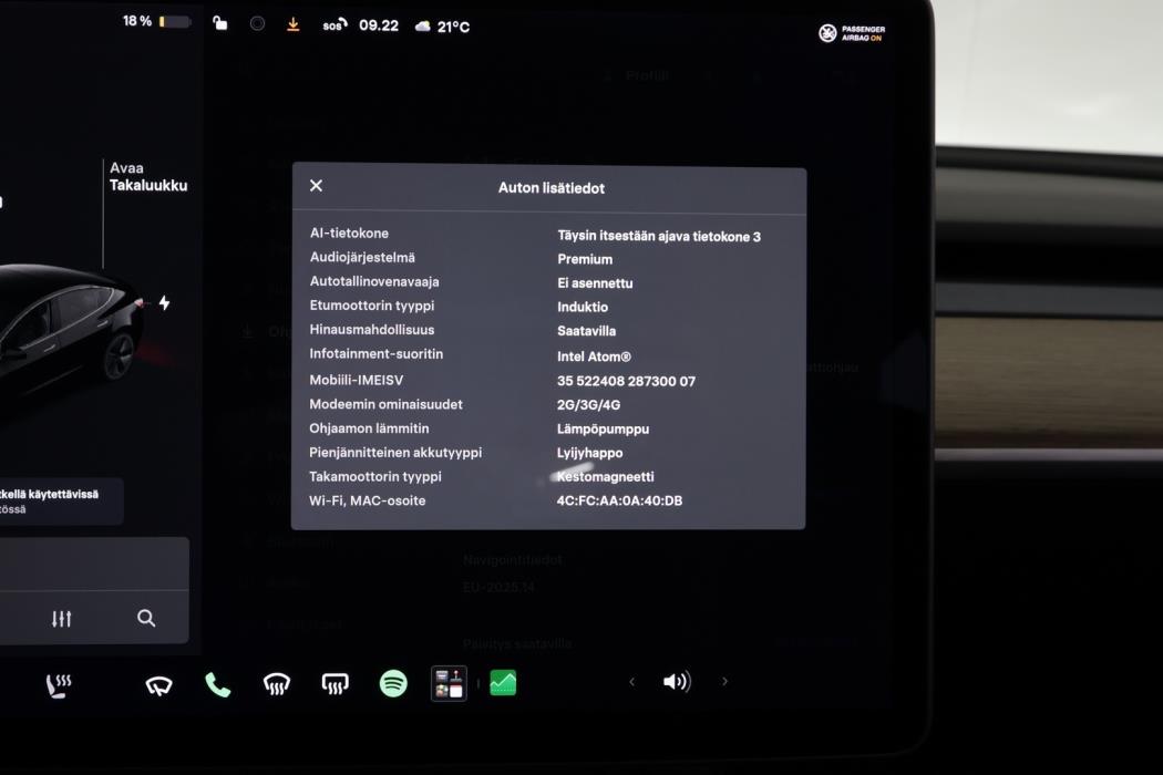 TESLA Model 3 2021