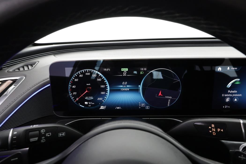 MERCEDES-BENZ EQC 2021