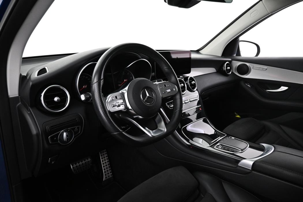 MERCEDES-BENZ GLC 2022