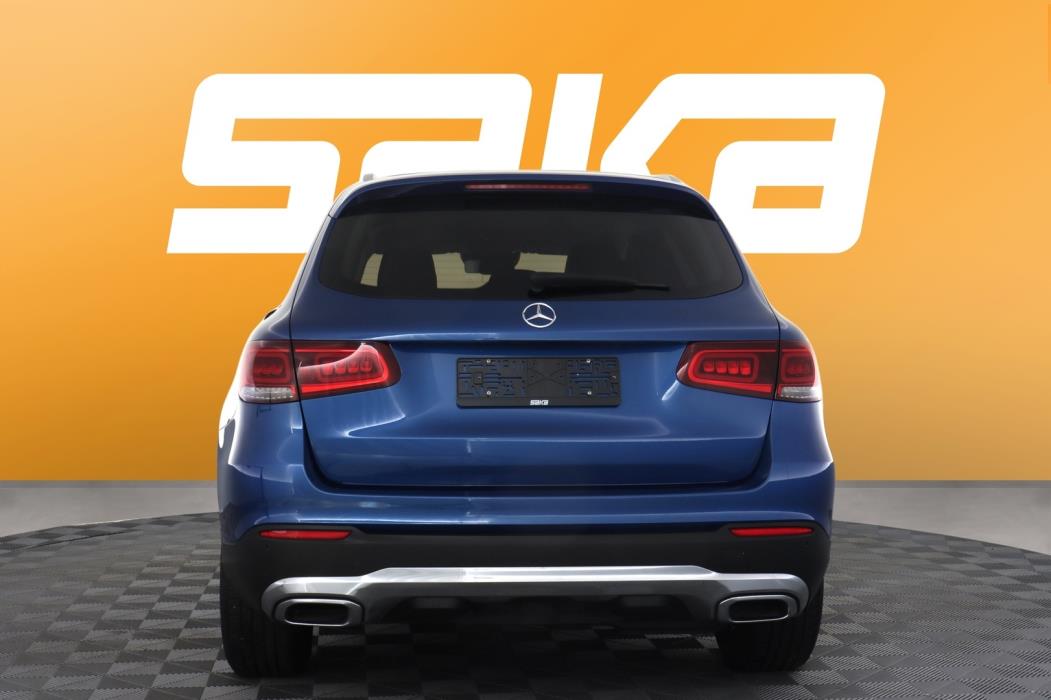 MERCEDES-BENZ GLC 2022