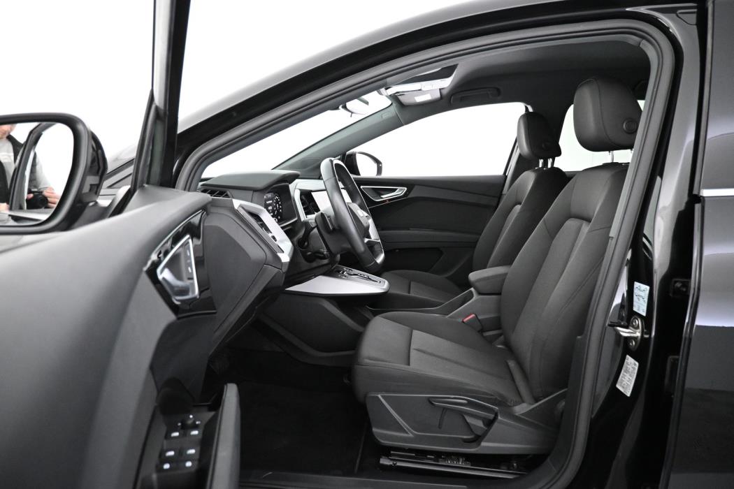 AUDI Q4 e-tron 2023