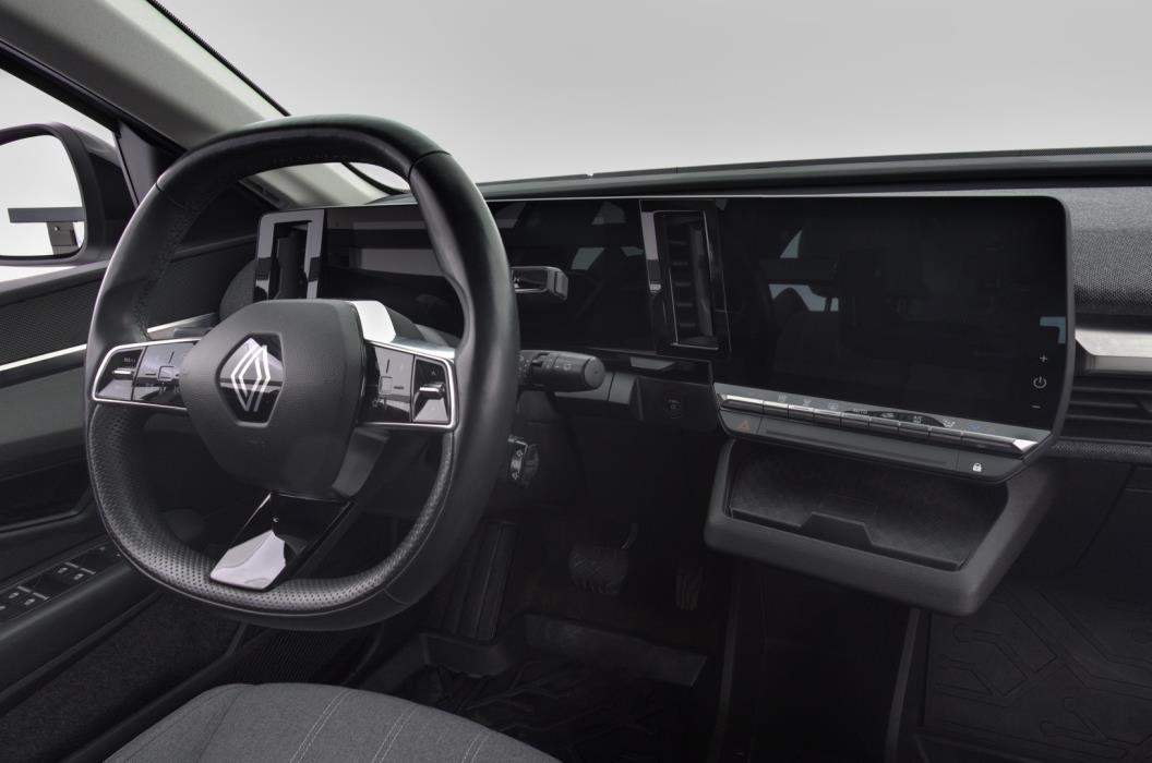 RENAULT Megane 2023