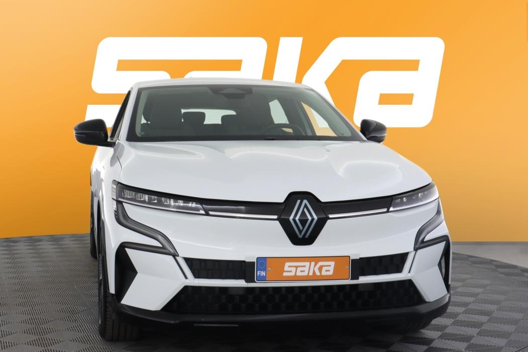 RENAULT Megane 2023