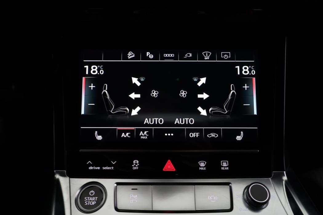 AUDI e-tron 2022