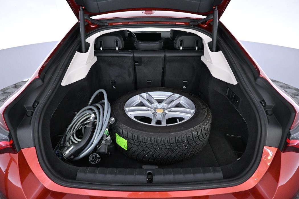 BMW i4 2024