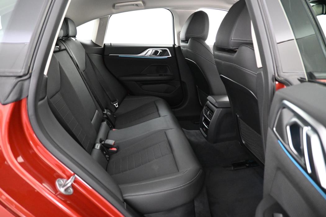 BMW i4 2024
