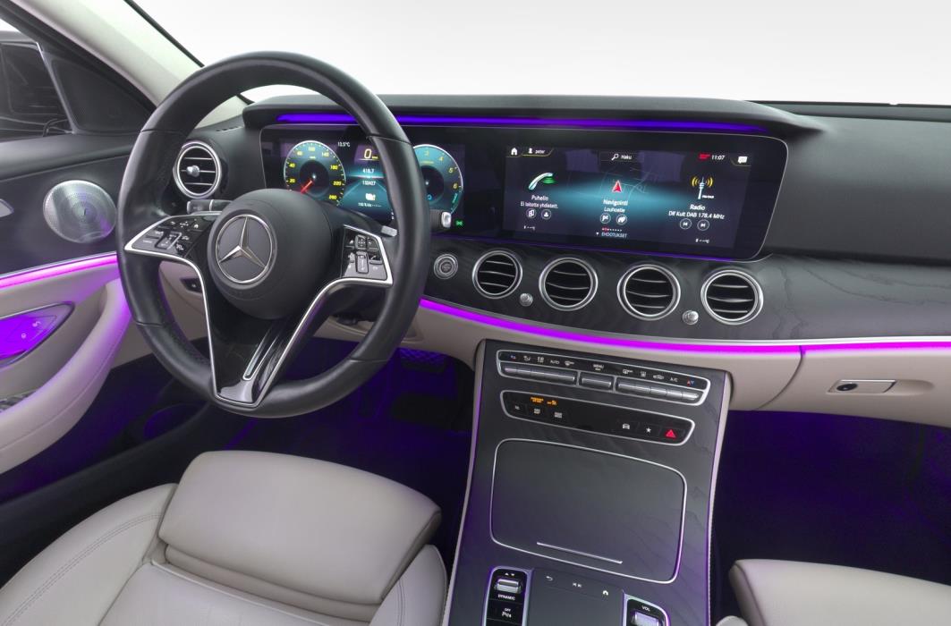 MERCEDES-BENZ E 2021