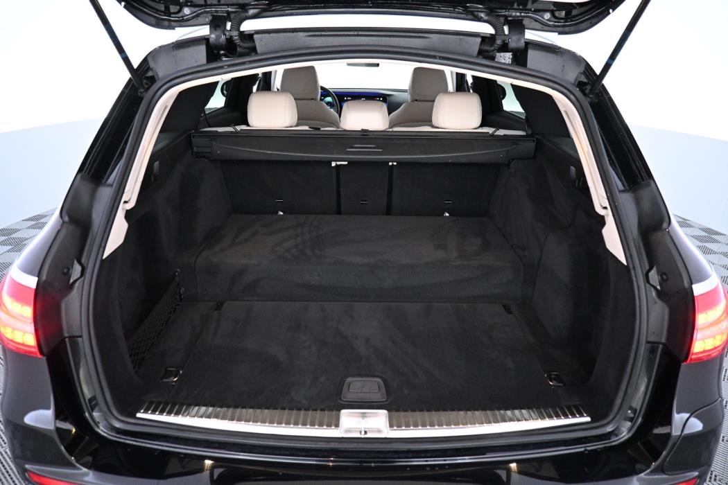 MERCEDES-BENZ E 2021