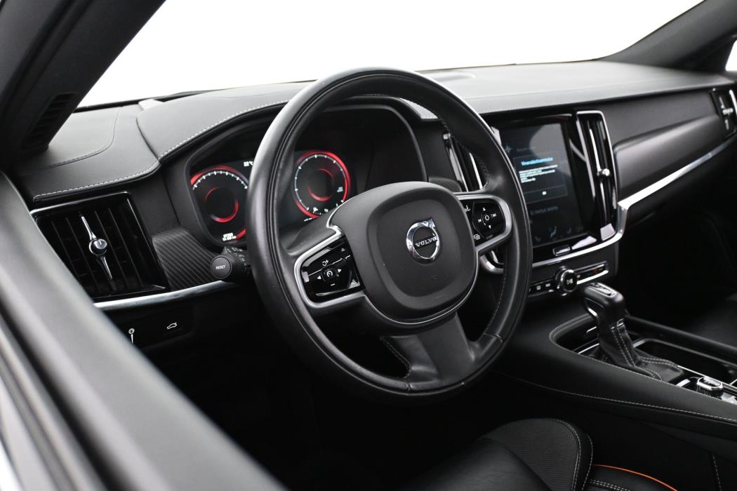VOLVO V90 Cross Country 2019