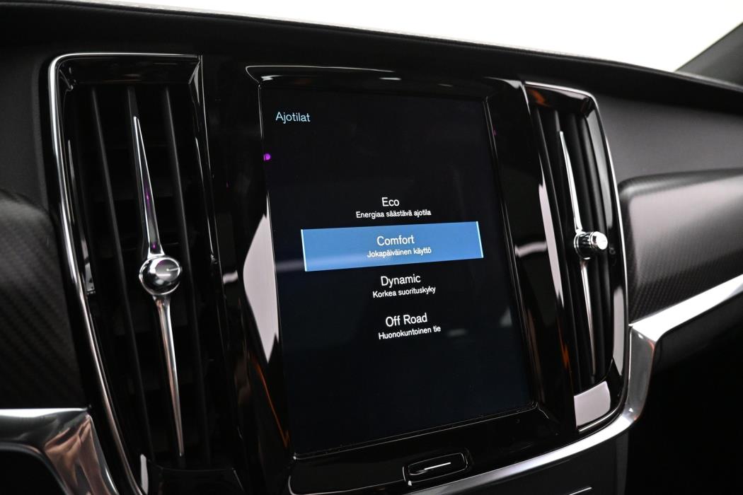 VOLVO V90 Cross Country 2019