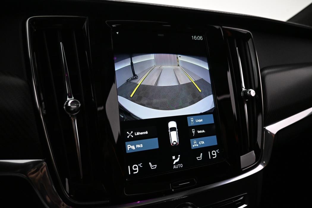 VOLVO V90 Cross Country 2019