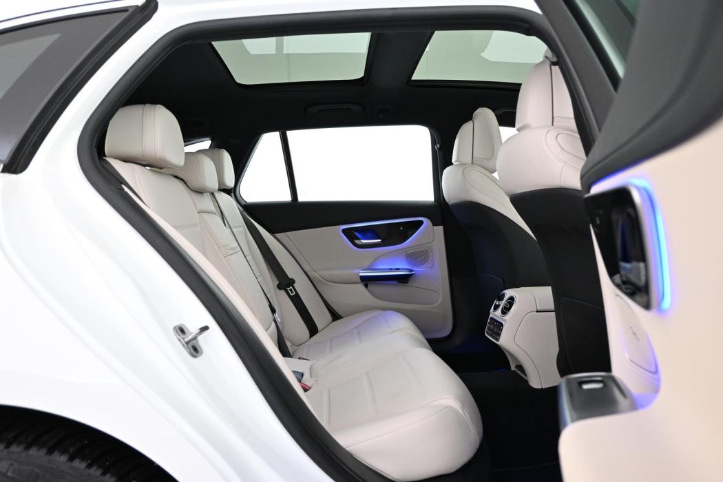 MERCEDES-BENZ C 2023