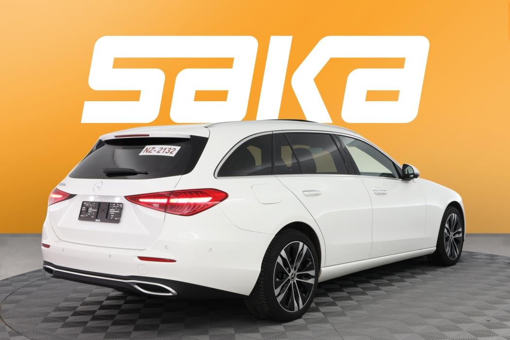 MERCEDES-BENZ C 2023