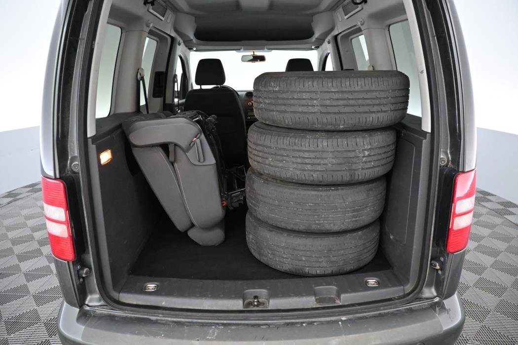 VOLKSWAGEN Caddy 2011