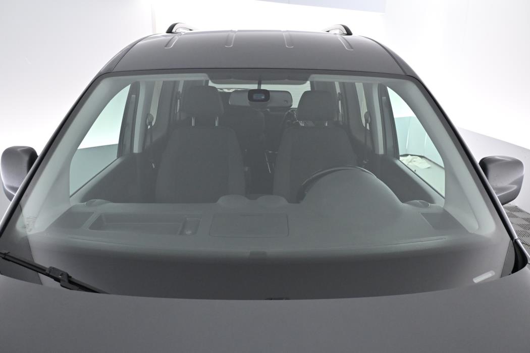 VOLKSWAGEN Caddy 2011