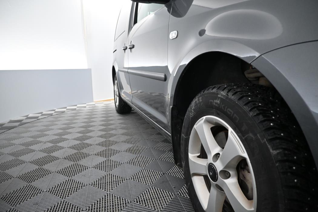 VOLKSWAGEN Caddy 2011