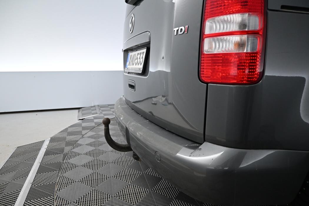 VOLKSWAGEN Caddy 2011