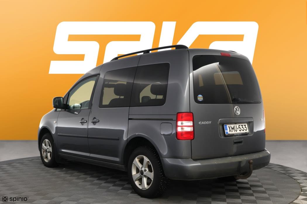 VOLKSWAGEN Caddy 2011