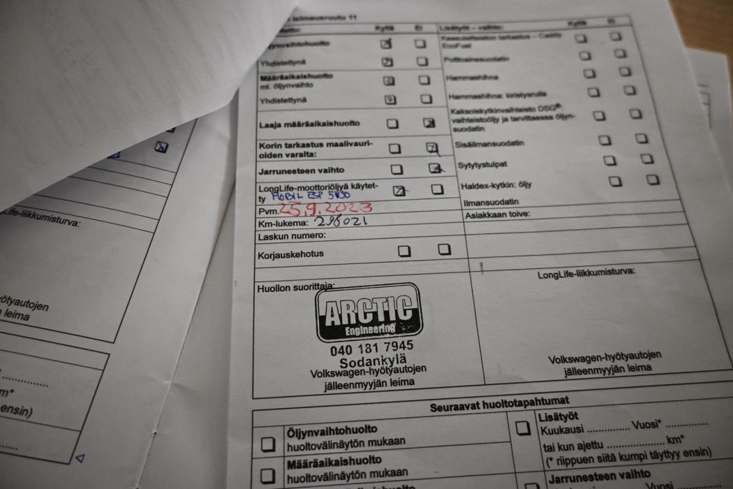 VOLKSWAGEN Caddy 2011