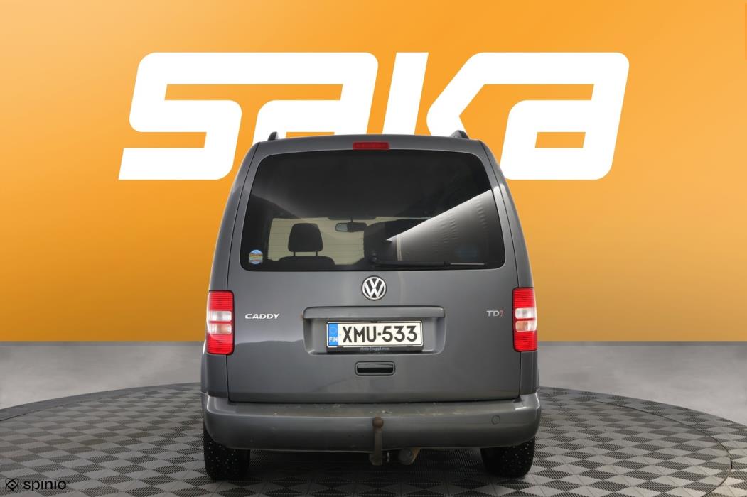VOLKSWAGEN Caddy 2011