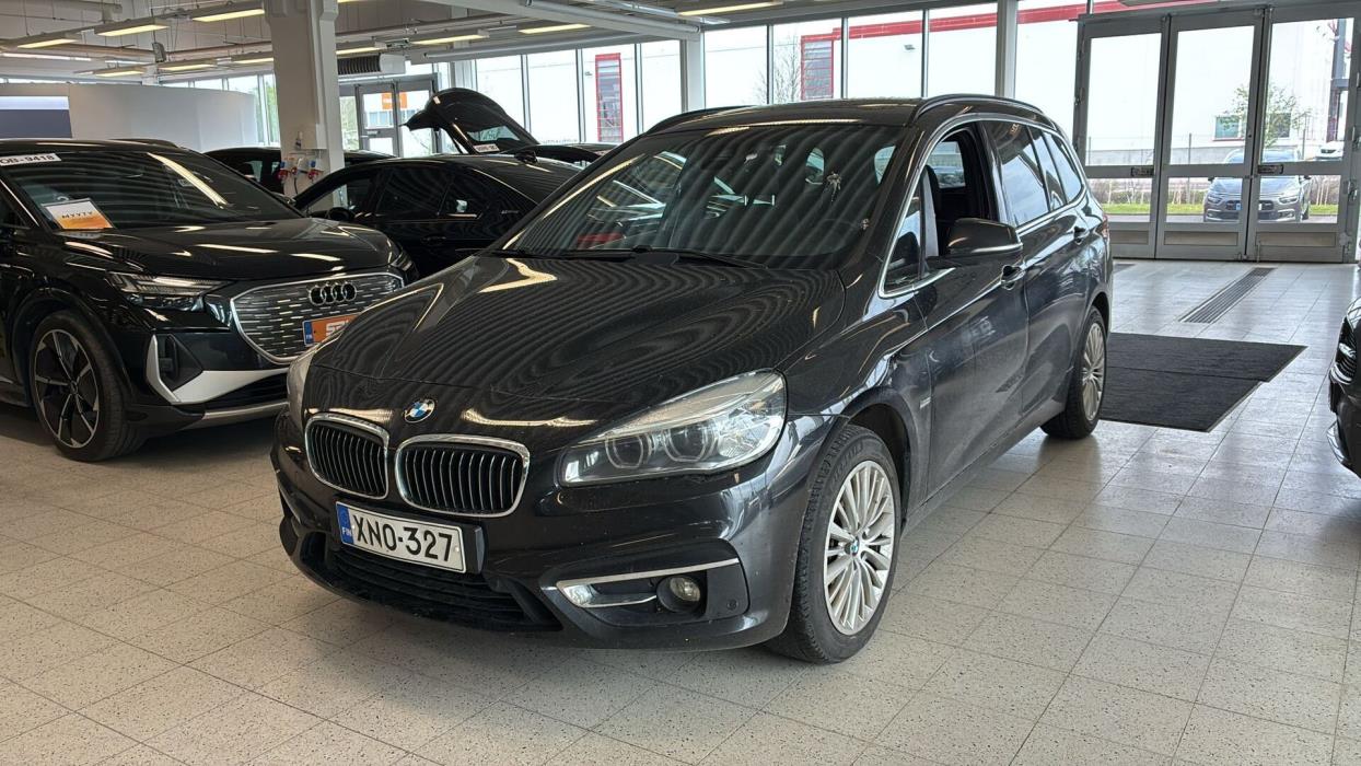 BMW 220 2016