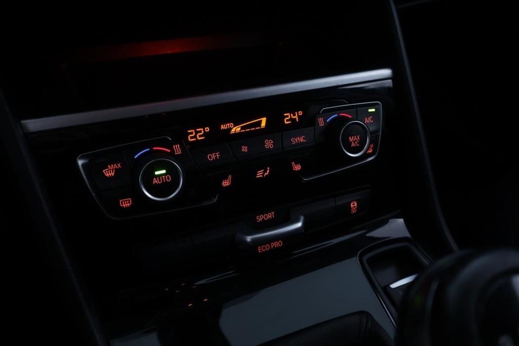 BMW 216 2018