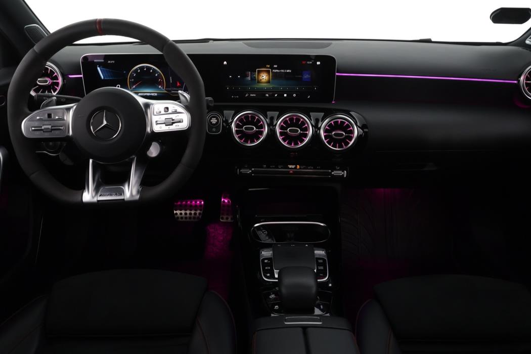 MERCEDES-BENZ A 35 AMG 2019