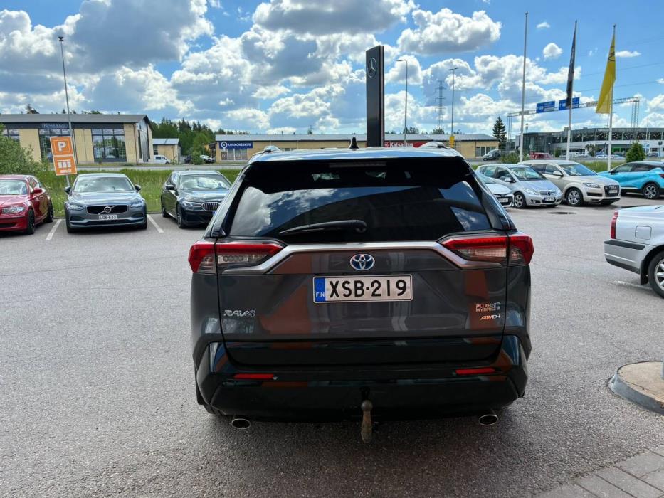 TOYOTA RAV4 Plug-in 2020