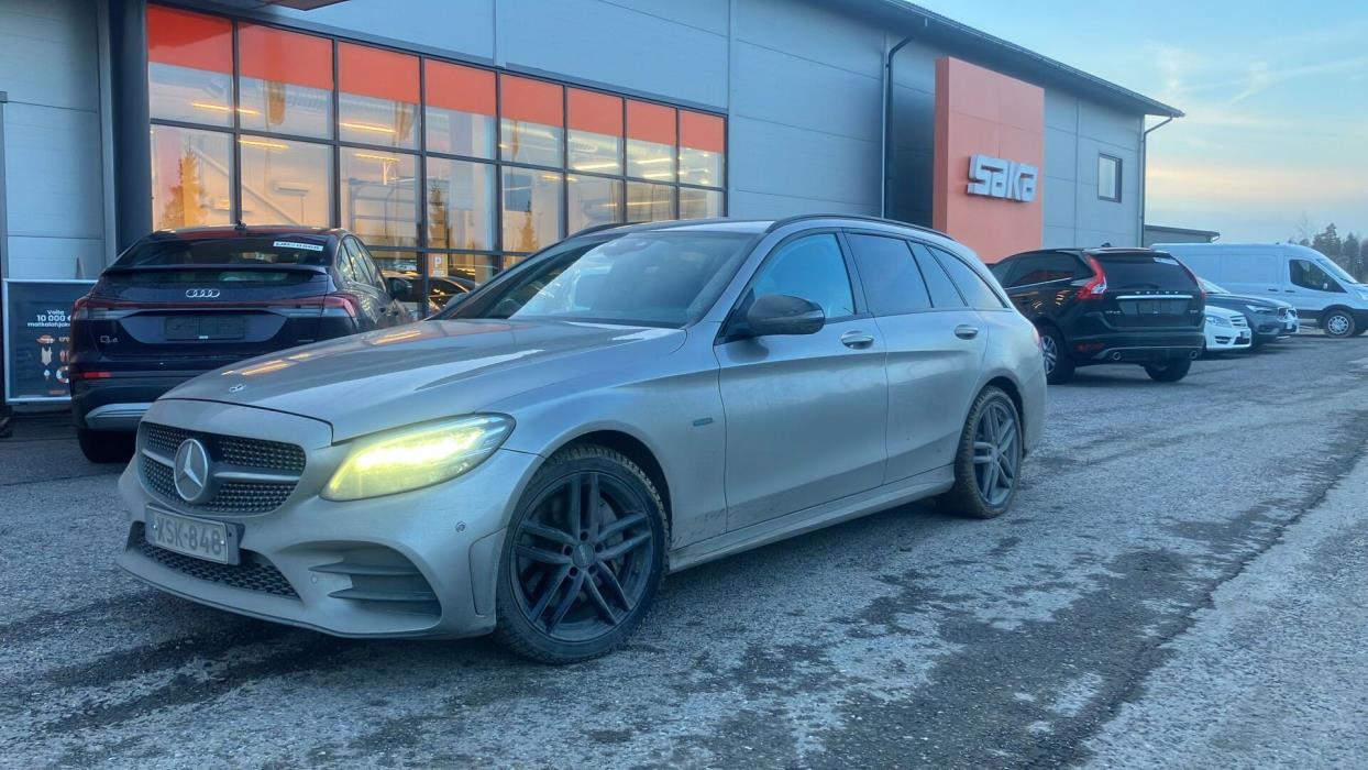 MERCEDES-BENZ C 2021