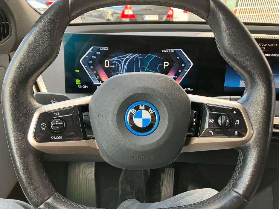 BMW iX 2023