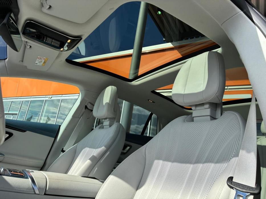 MERCEDES-BENZ EQE 2023