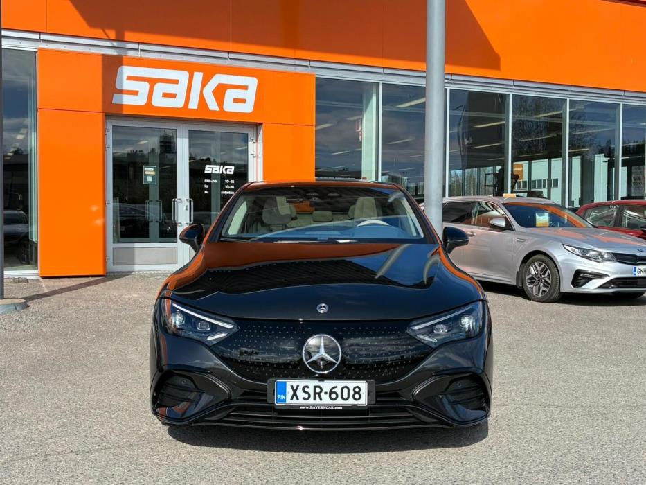 MERCEDES-BENZ EQE 2023