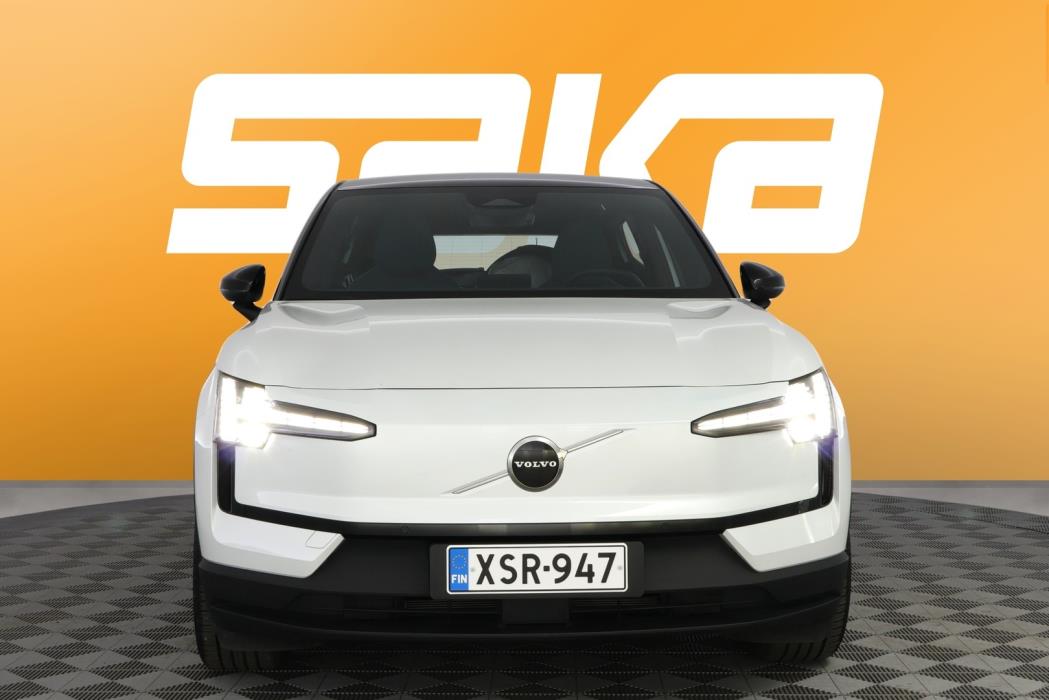 VOLVO EX30 2024