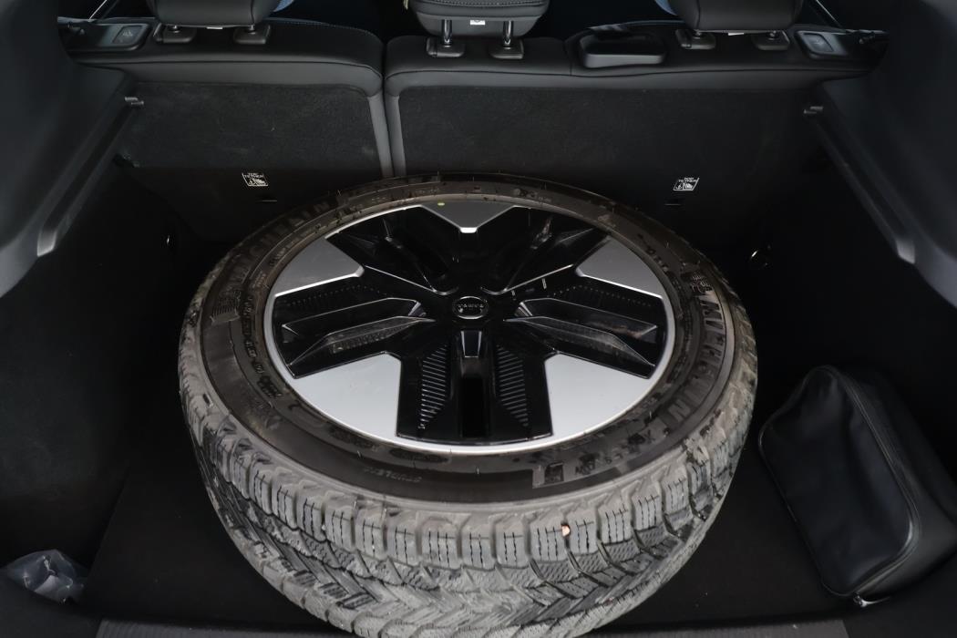 VOLVO EX30 2024
