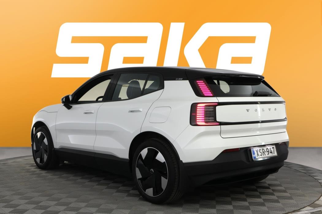 VOLVO EX30 2024