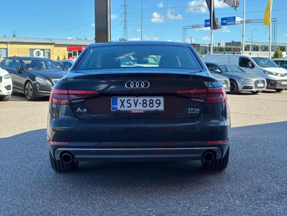 AUDI A4 2017