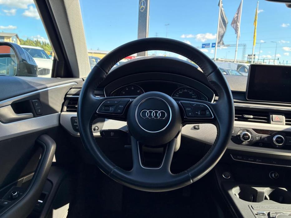 AUDI A4 2017