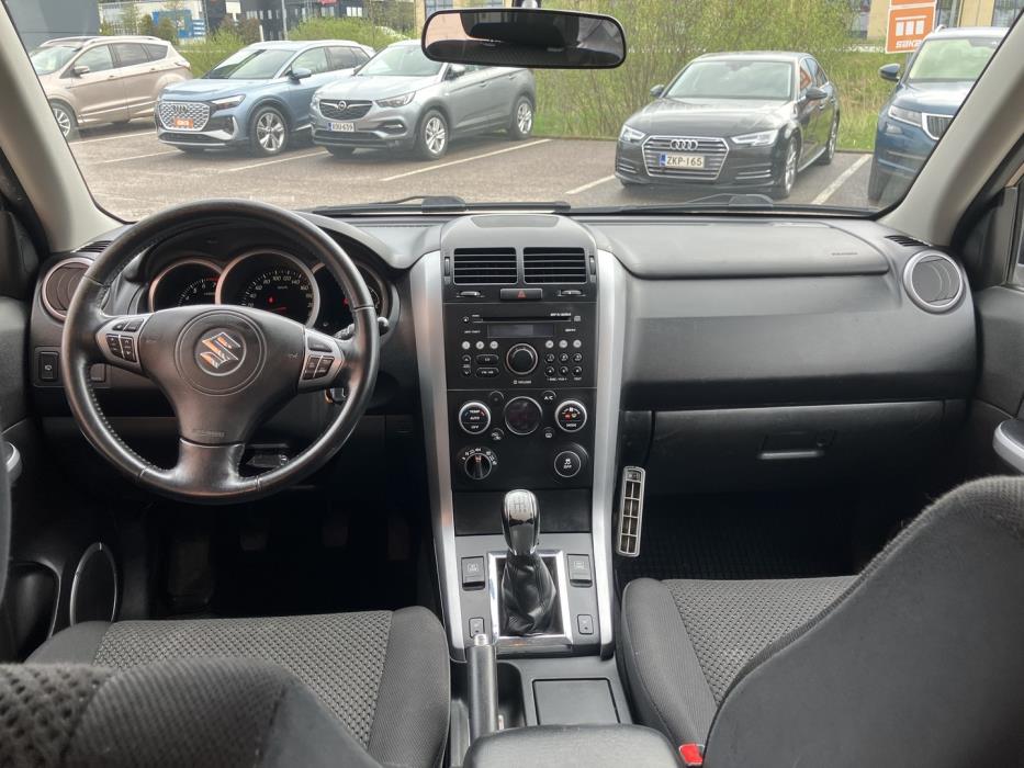 SUZUKI Grand Vitara 2012