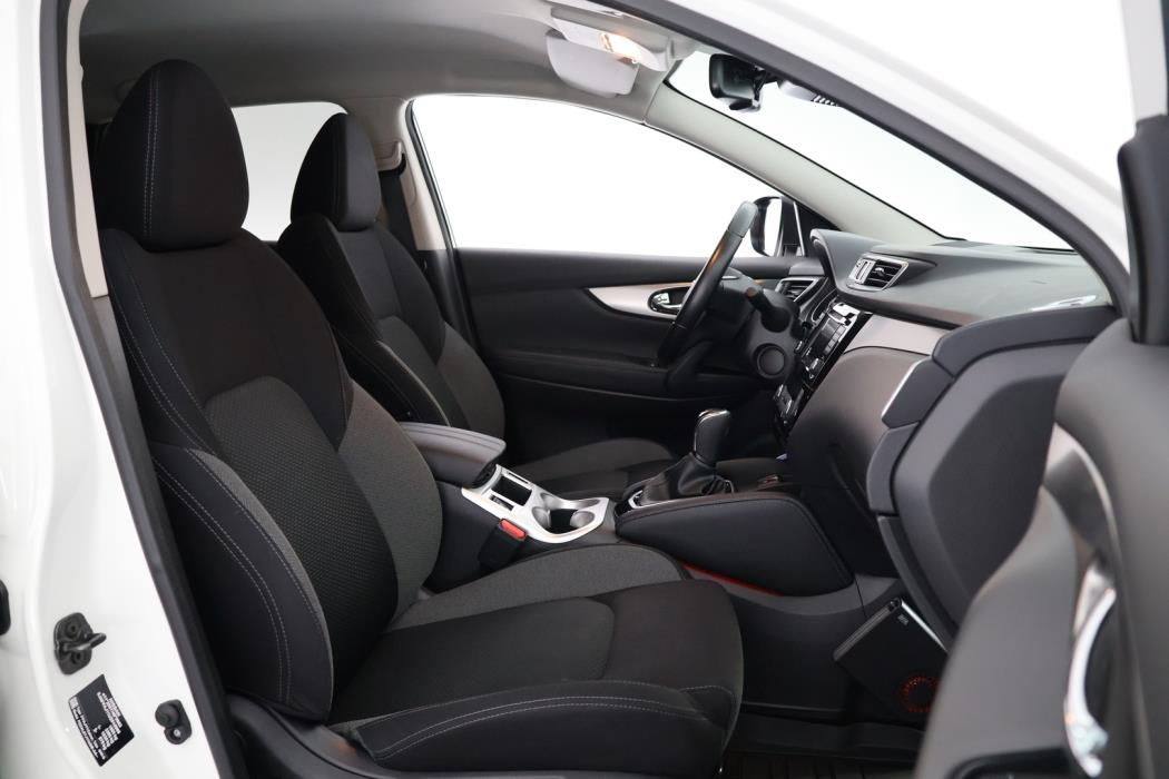NISSAN Qashqai 2019