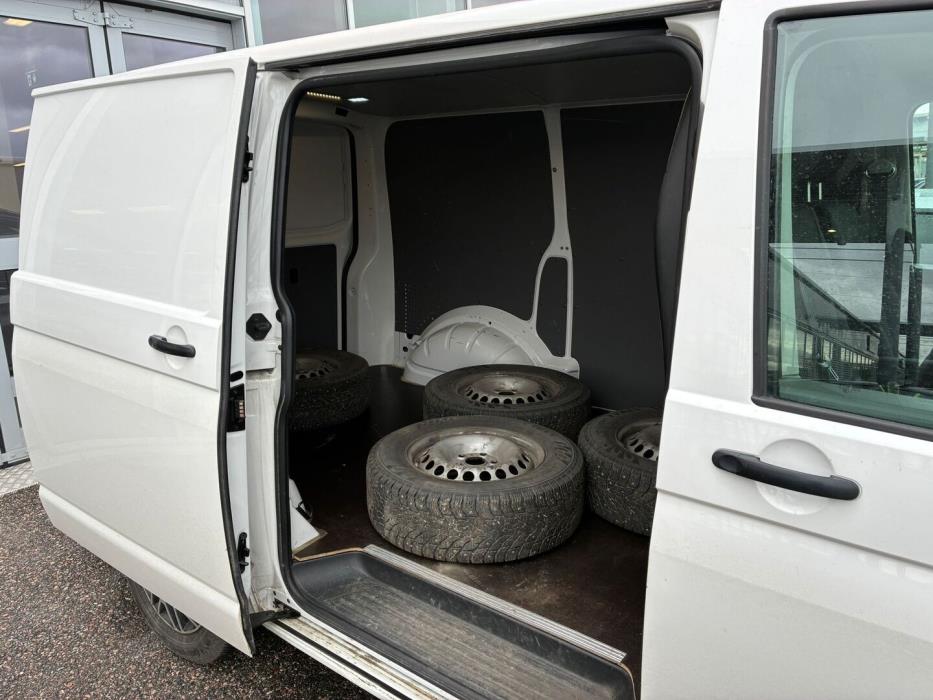 VOLKSWAGEN Transporter 2020