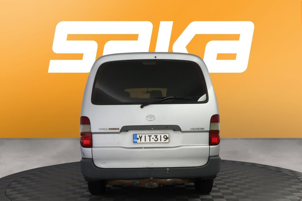 TOYOTA Hiace 2002