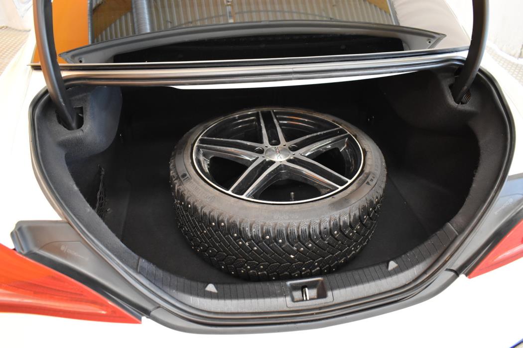 MERCEDES-BENZ CLA 45 AMG 2015