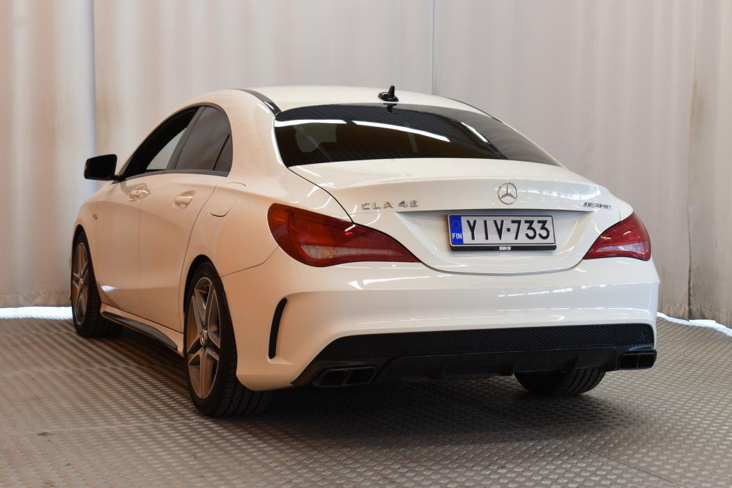 MERCEDES-BENZ CLA 45 AMG 2015