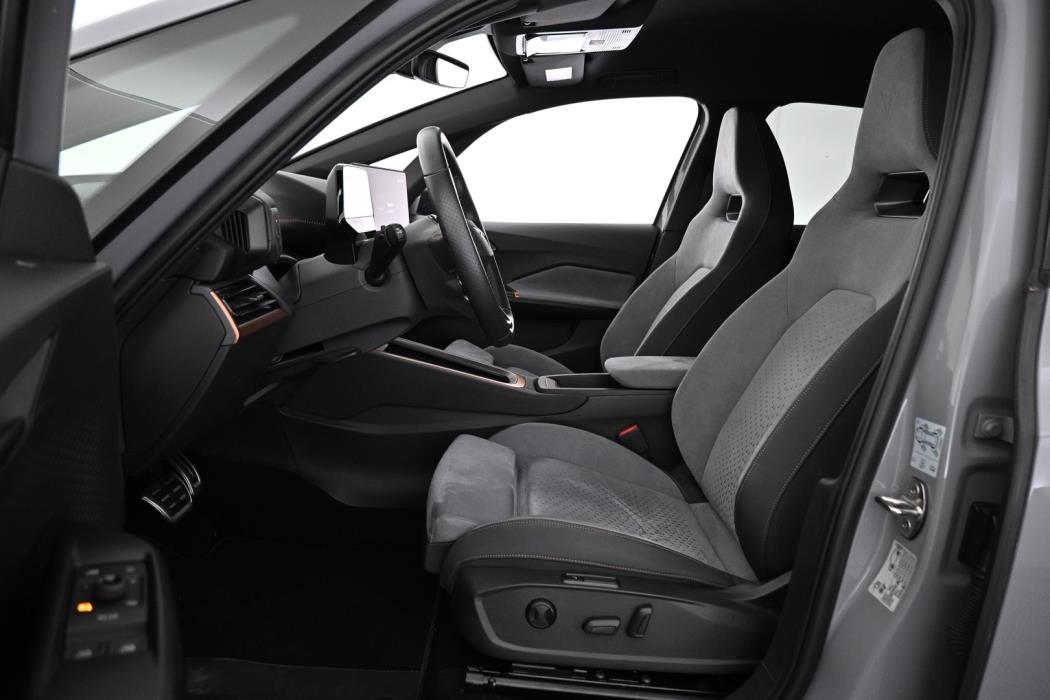 CUPRA Born 2025