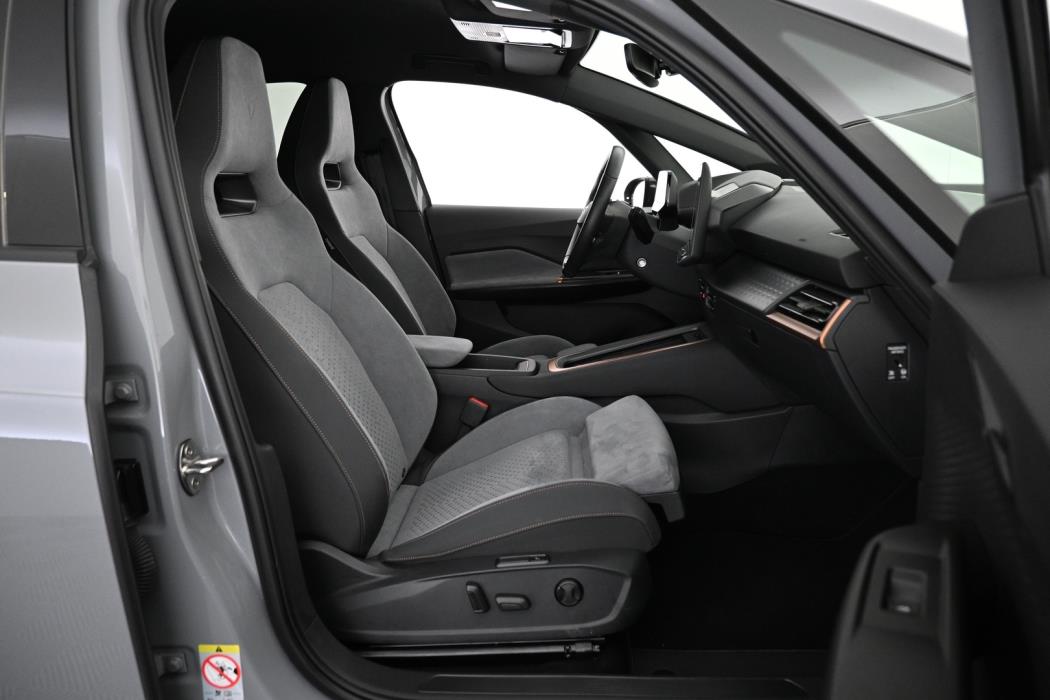 CUPRA Born 2025