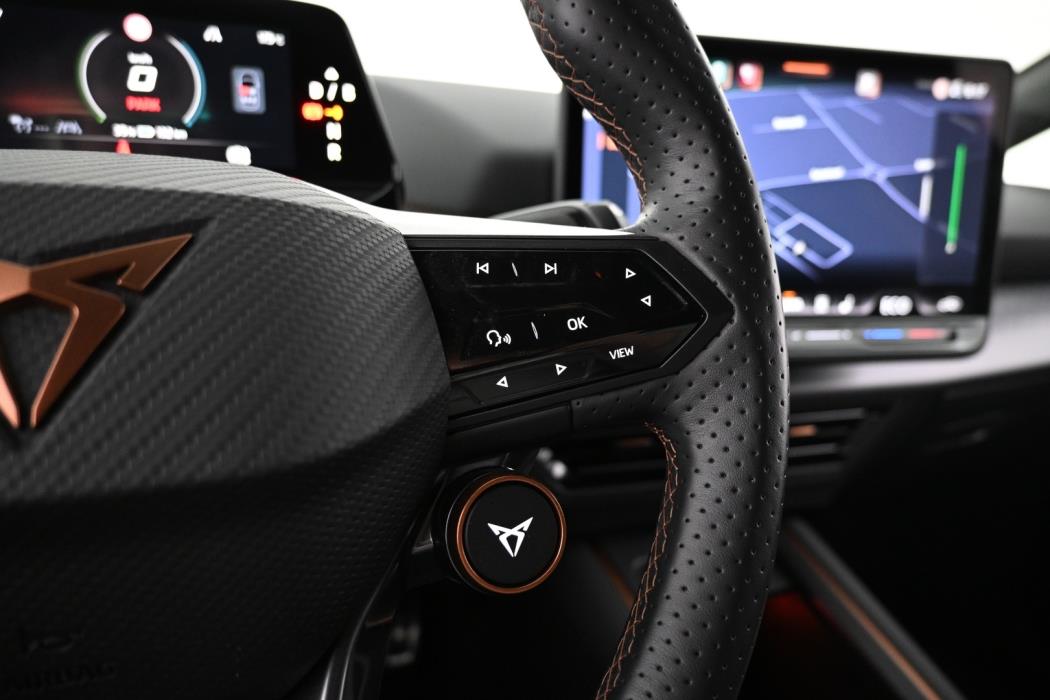 CUPRA Born 2025