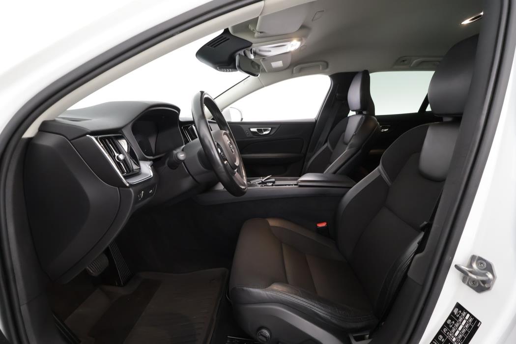 VOLVO V60 2019