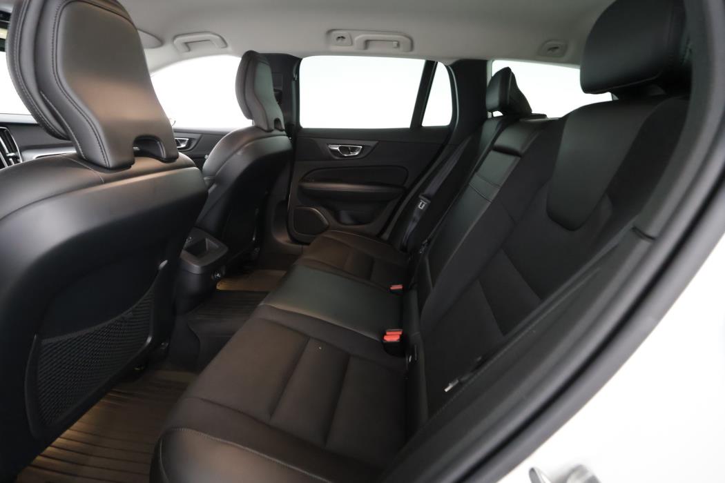 VOLVO V60 2019