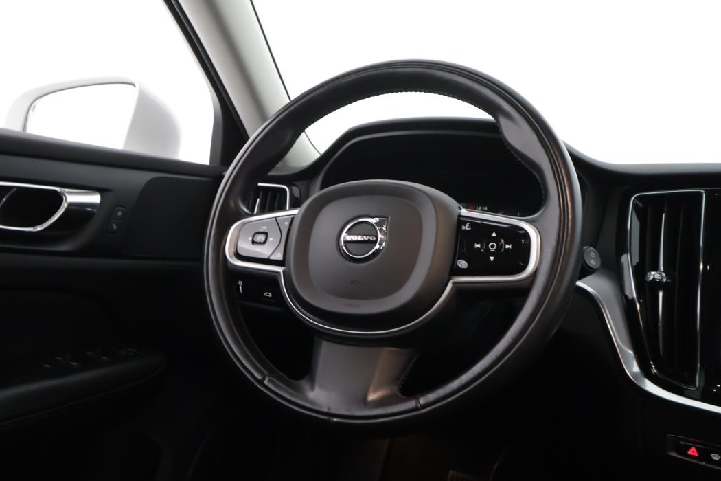 VOLVO V60 2019
